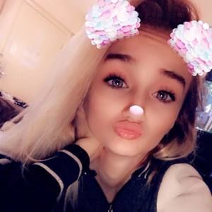 Meet your Posher, Lynn